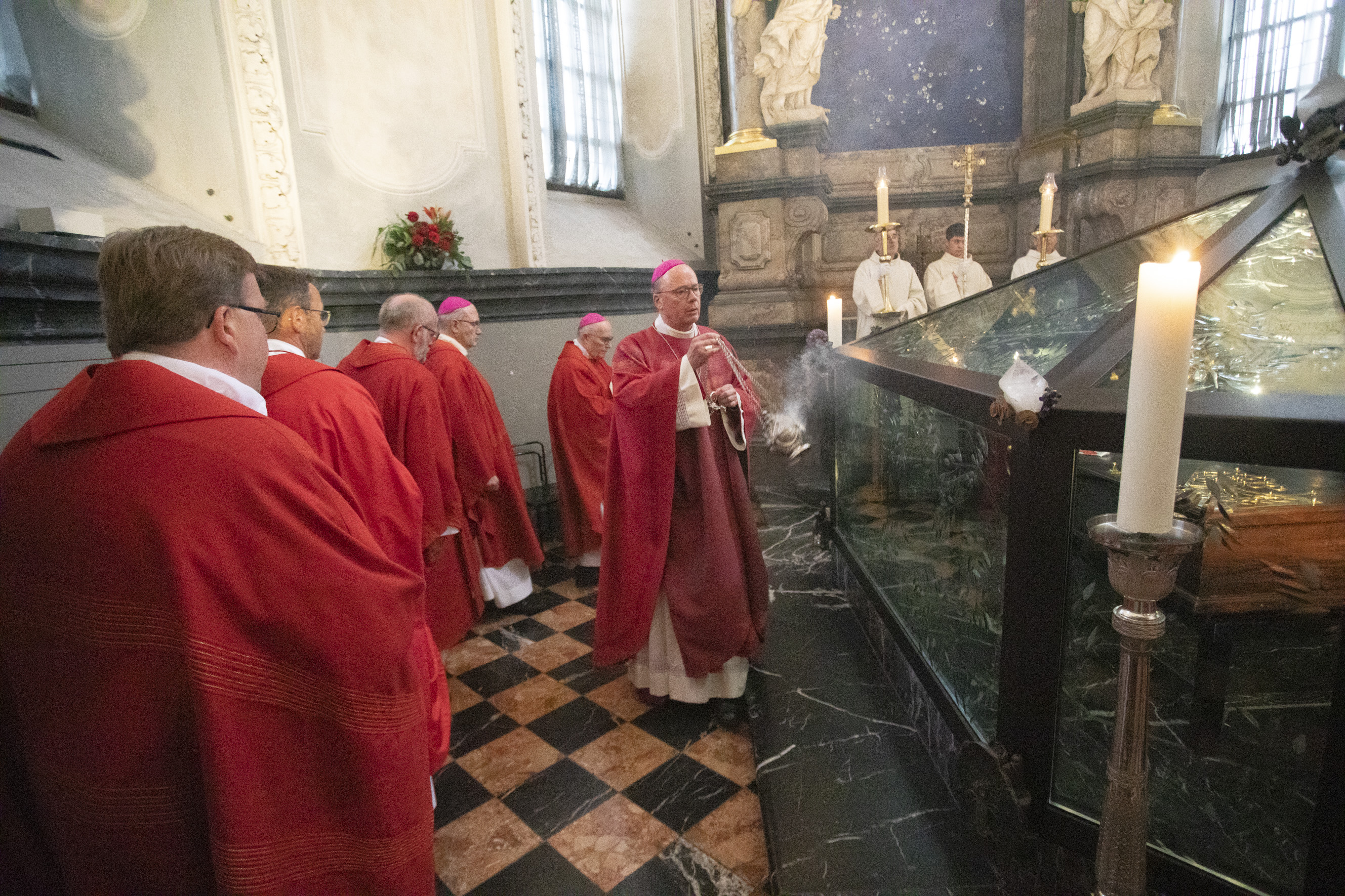 Feierliche Eröffnung der 25. Heilig-Rock-Tage mit Bischof Ackermann und den Bischöfen der EUREGIO